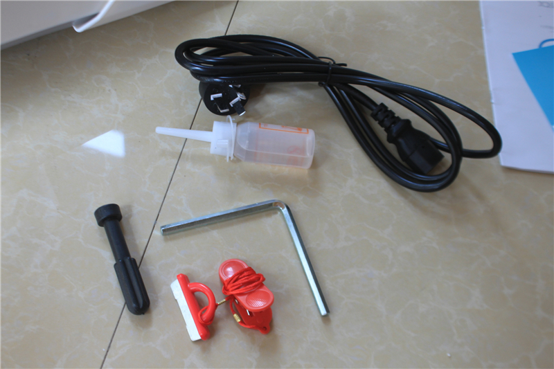 迪丽热巴跑步机广告,迪丽热巴代言的运动品牌图片