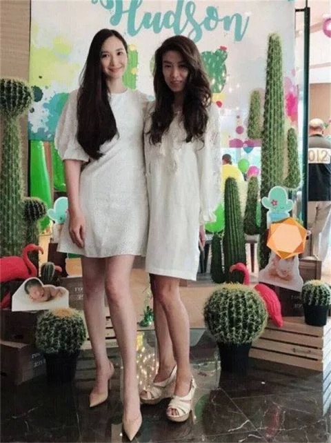 吴佩慈为大儿子庆生,吴佩慈纪晓波为儿子庆生