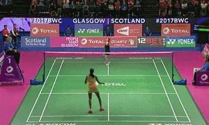 正确羽毛球的打法和步骤图解,简单实用的羽毛球单打战术