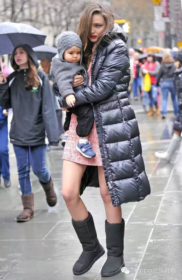 ugg穿一穿会松一点吗,穿ugg没汗湿了