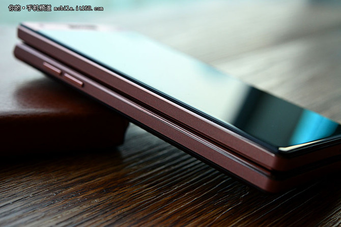 金立天鉴W909翻盖手机,金立天鉴w990s报价