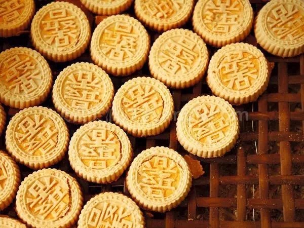 澳门土特产在哪里买最便宜又好吃 (澳门有什么好吃特产零食)