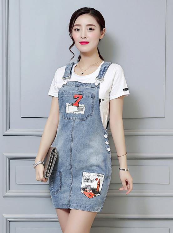 韩版牛仔背带裙的唯美格调，让你尽显女性之美