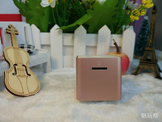 你驾驶,她帮你看风景