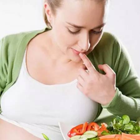 孕期要怎么做才不长妊娠纹,孕期如何做有利于生产