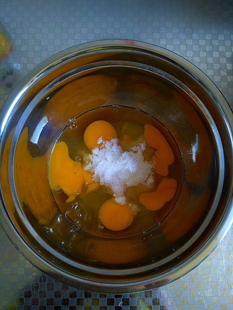 蛋糕一定要保证好质量,蛋糕要好吃又好看