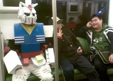 魔都是个很神奇的地方,魔都是个神奇的地方