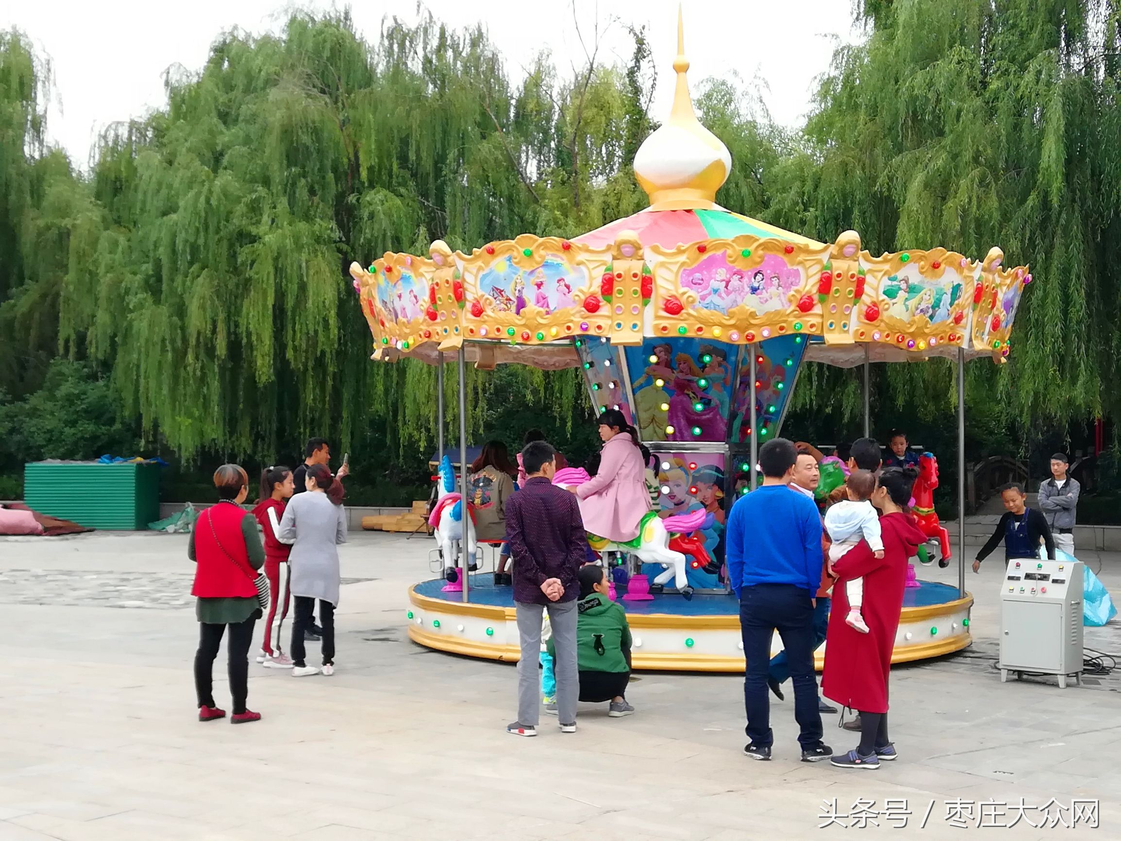 中秋汉服游园会体验传统文化,中秋民俗文化体验游