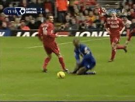 足球布斯克茨假摔,布教授传奇跑位