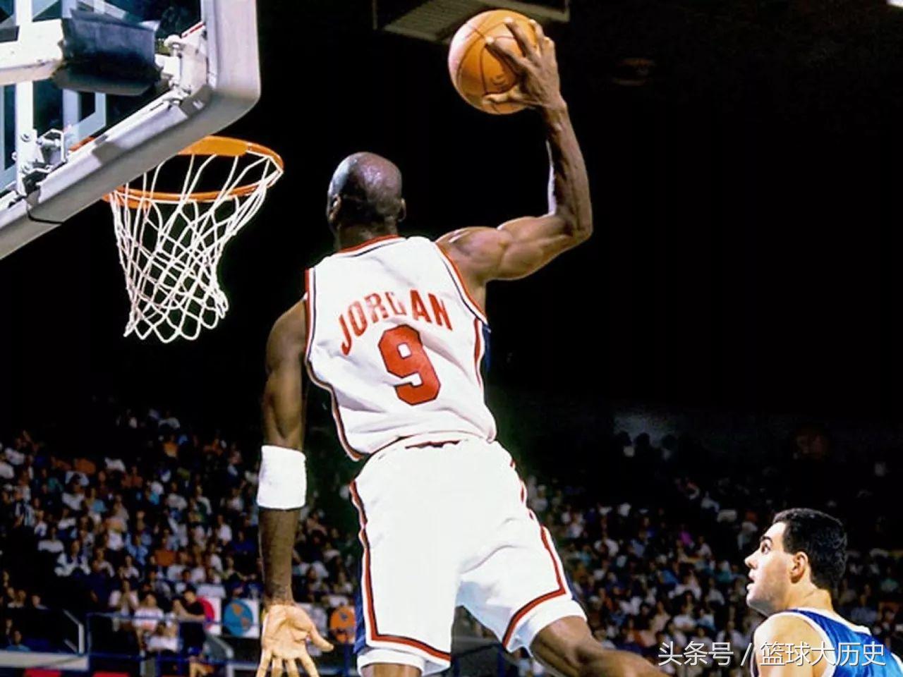 乔丹生涯穿过次数最多的球鞋,乔丹单场49分15篮板