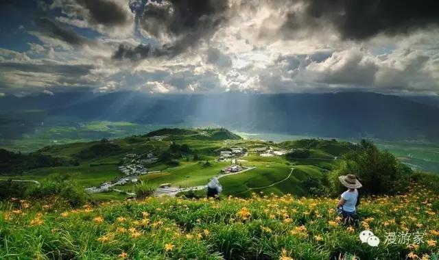 海子面朝大海春暖花开简笔画,海子面朝大海春暖花开画