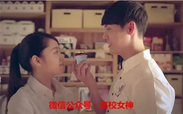 欧阳娜娜三姐妹颜值相差大,欧阳娜娜三姐妹一共几岁了