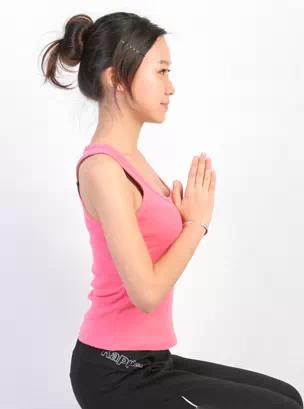 7个瑜伽招式3周甩走蝴蝶臂,儿童预防蝴蝶臂的瑜伽视频