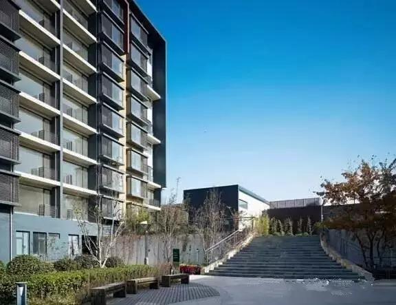 十年：建筑寒冬下的市场契机