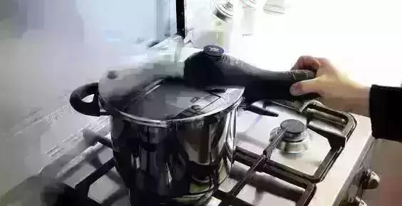 日本进口双耳铸铁锅,日本原装铸铁锅