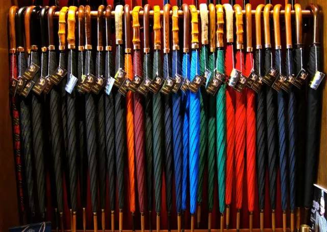 比宋仲基还撩妹的---FoxUmbrellas