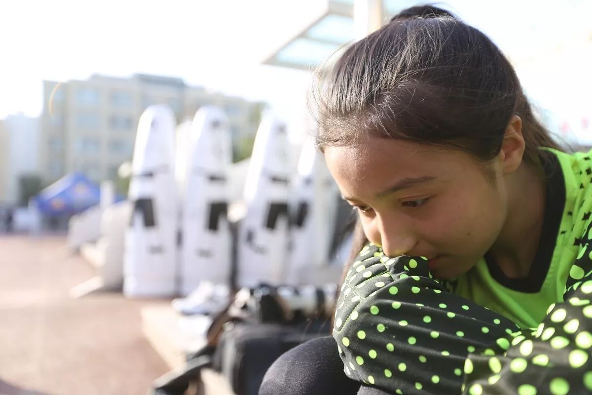 梅西贴地斩守门员,梅西点球攻破力瓦科维奇的球门