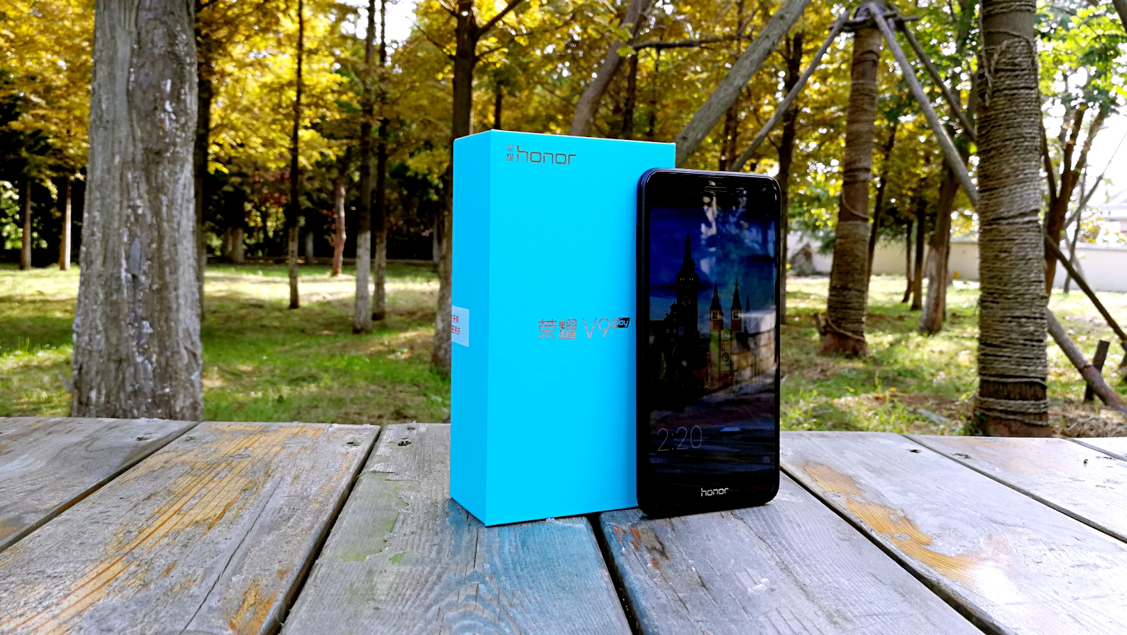 荣耀v9play评测,北欧极简风格设计要点