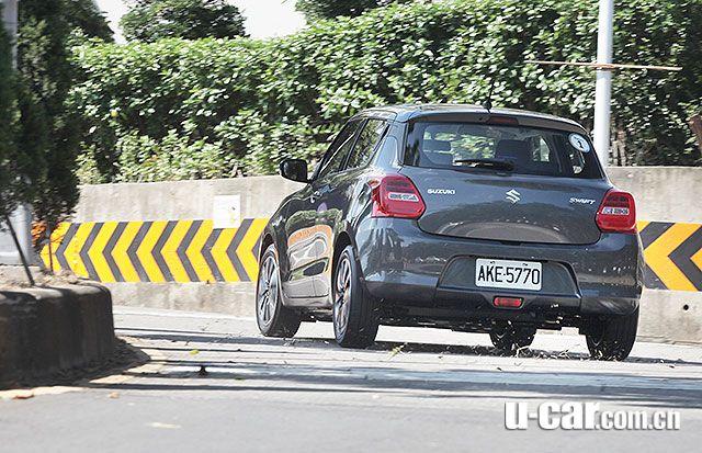 全新铃木雨燕试驾,铃木雨燕1.5涡轮