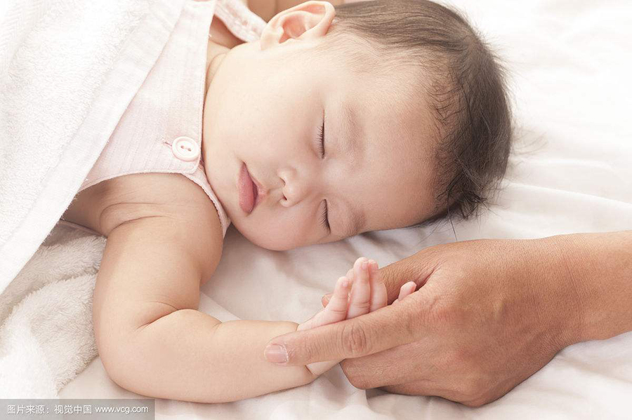 宝宝不愿意断奶怎么办?必须用这个老办法解决吗?