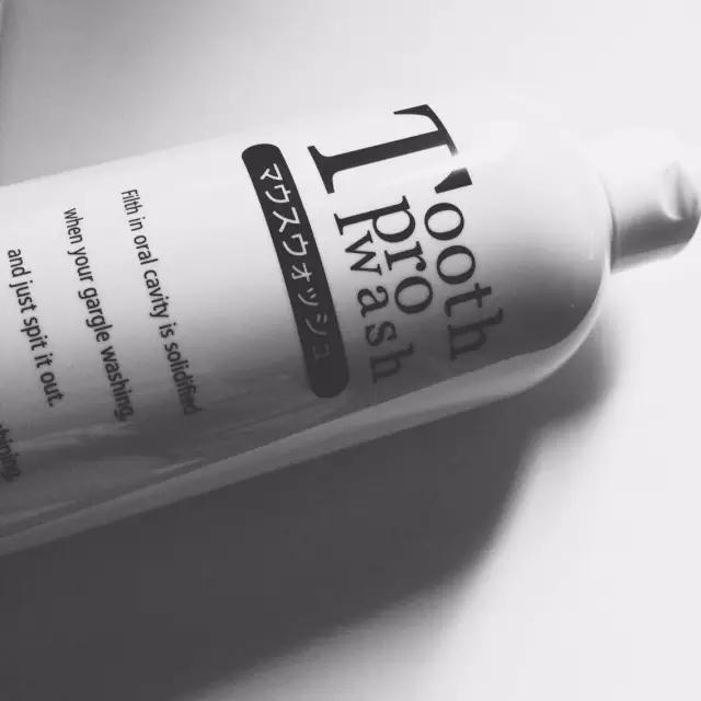 又土又丑却好用到爆的护肤品,别问我产品质量好不好文案