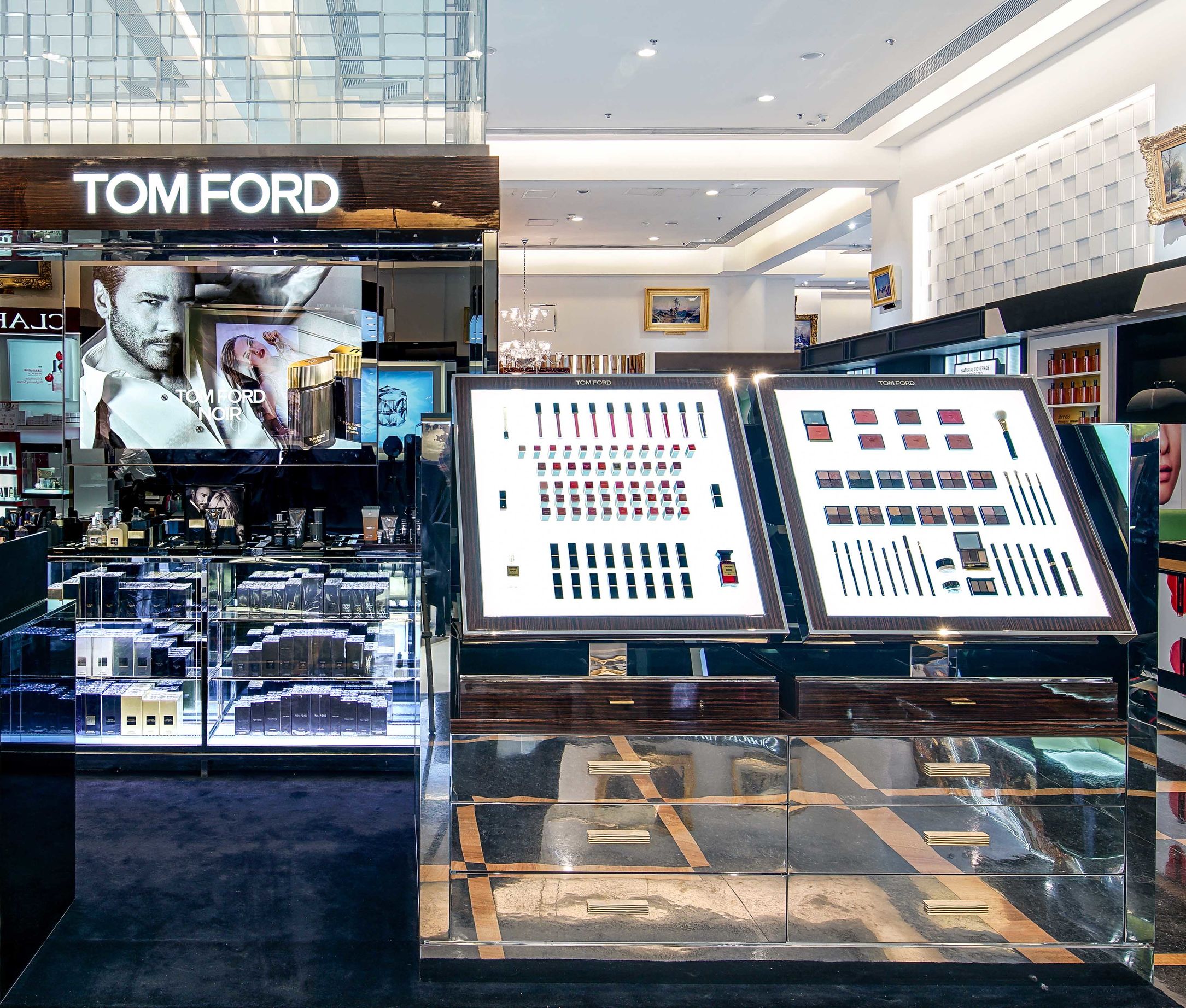 澳门八佰伴tomford,tomfordbeauty衣服