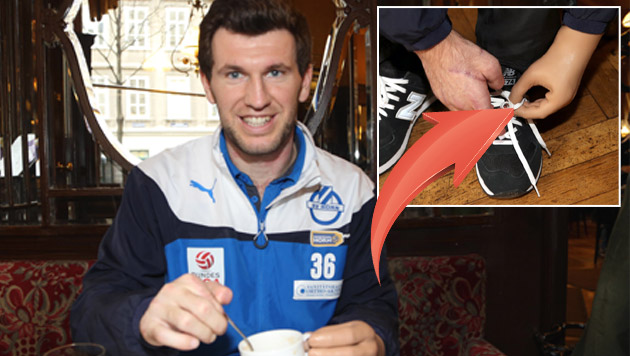 身残志坚！因意外失去左前臂，然后他成为职业足球史上第一人