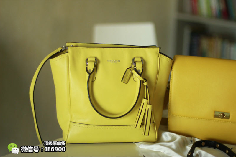 年入百万美女销售,年入百万的美女