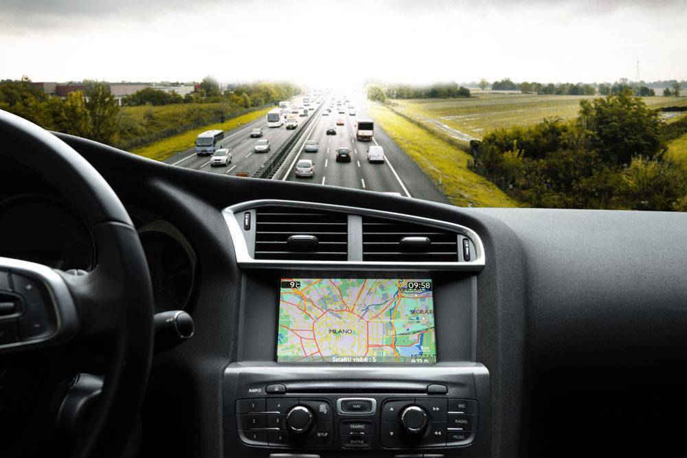 车载导航跟手机有区别么,车载导航和手机导航哪个好用