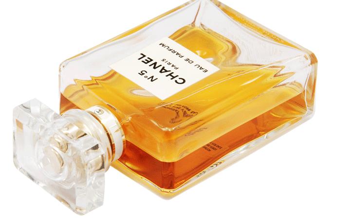 香奈儿香水嘉柏丽尔真假如何区别,香奈儿经典5号香水真假鉴别