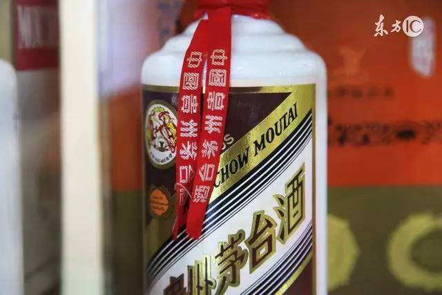 茅台酒在美国的价格比国内的价格低，从美国买茅台回来合适吗？