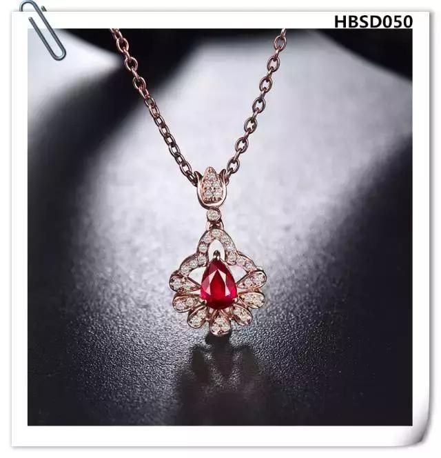 老凤祥红宝石吊坠款式,蓝宝石吊坠经典款式