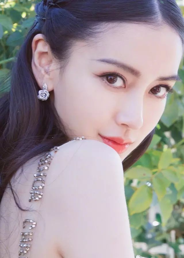 「FLACOO芙兰珂」初秋最chic眼影组合,唐嫣和baby亲自示范!