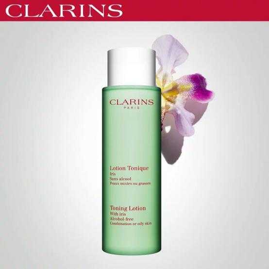 化妆刷、爽肤水和柔肤水到底有什么区别？它们该如何正确使用