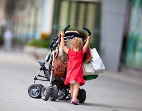 带娃第一辆手推车怎么选,出行带小孩用哪种推车