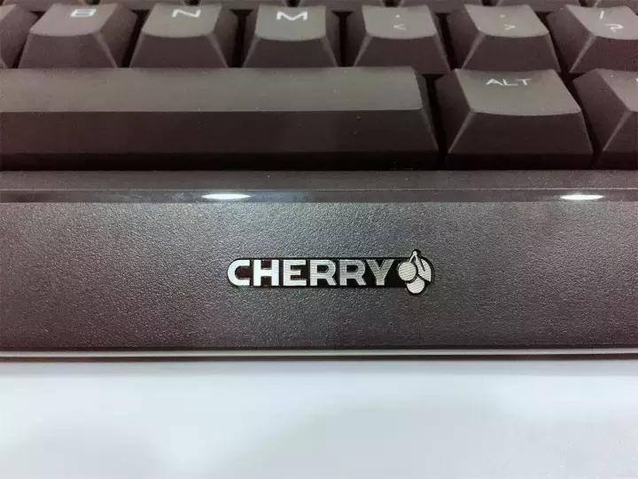 樱桃mx1.0黑轴和红轴哪个好,樱桃键盘mx8.2黑曜石评测