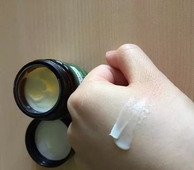 秋冬眼霜功效抗老,适合秋冬用的眼霜