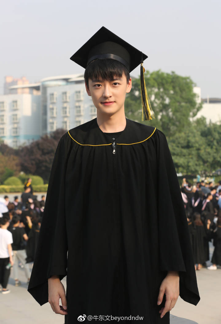 快乐星球演员今昔对比结婚,快乐星球童星如今的幸福生活