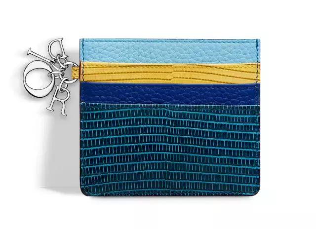 好包真皮,怎么样买一个好包