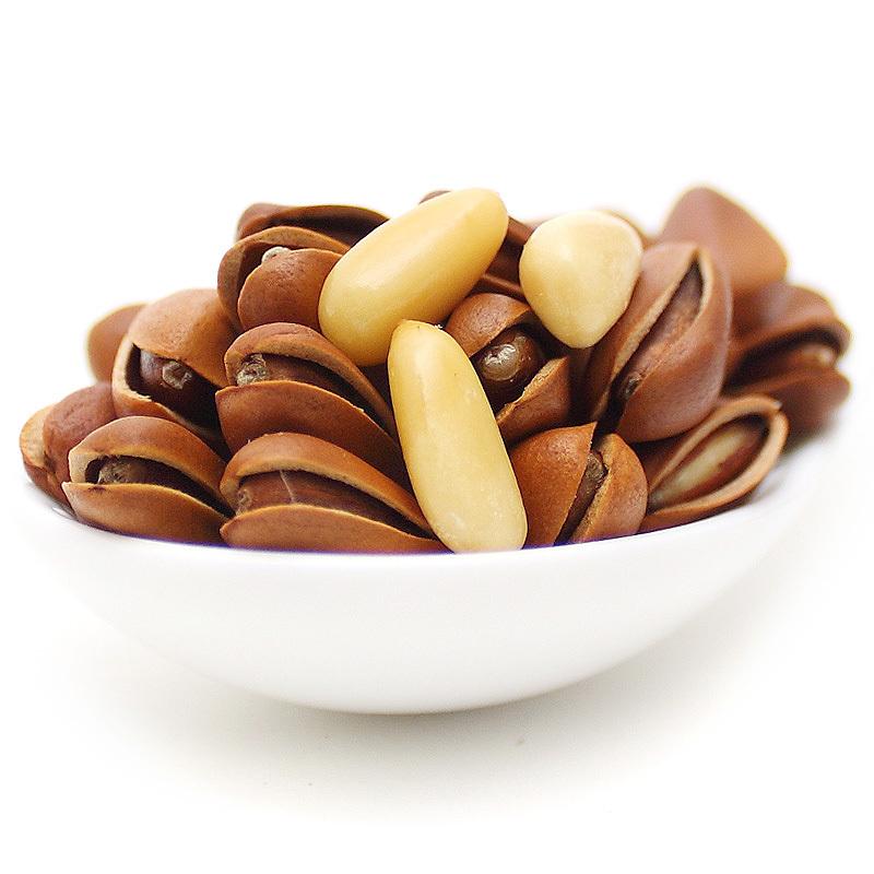 捡漏儿长白山大松子,我们一起来挖宝视频