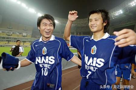 吴承瑛突破日本队,吴承瑛拼命三郎2002世界杯