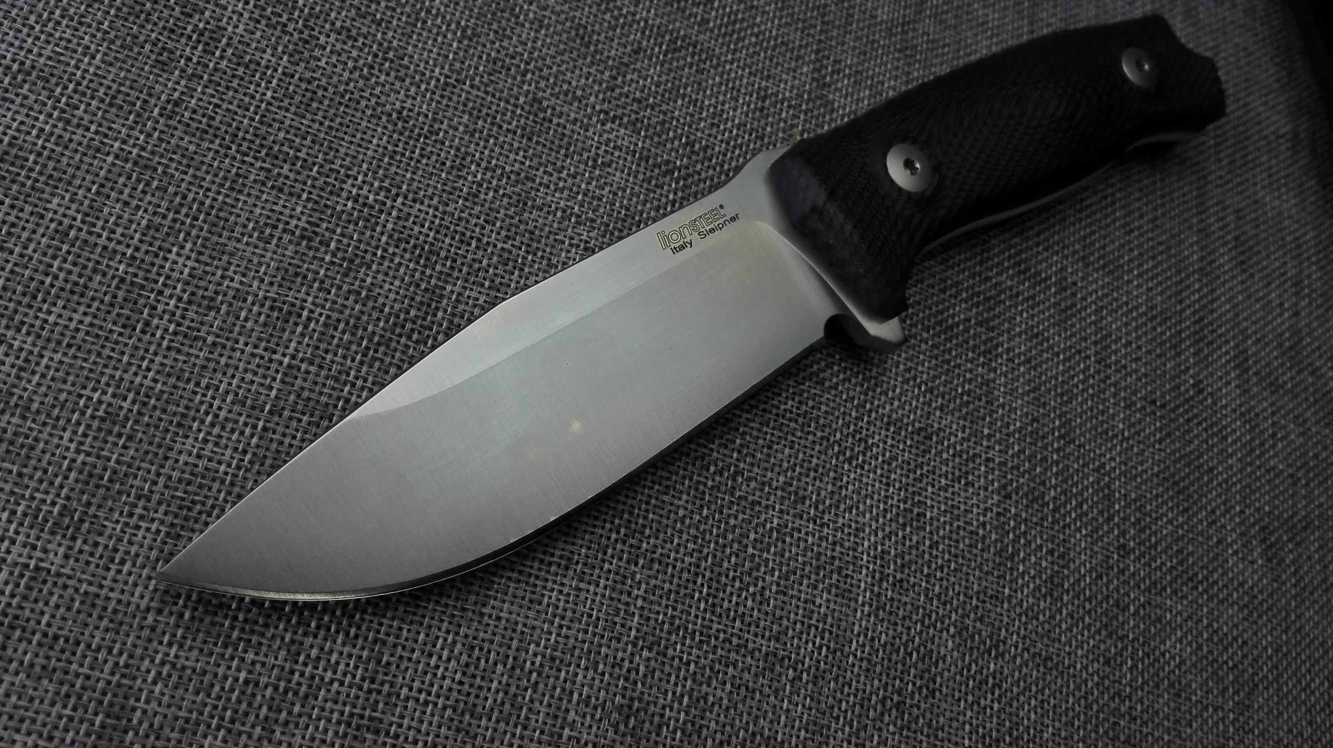 玩刀很厉害的老兵,玩刀三十年