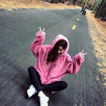 宽松卫衣拯救你,多试试这几款时髦卫衣