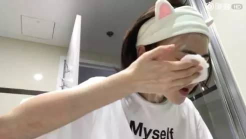 关晓彤同款化妆品,关晓彤用过的所有化妆台