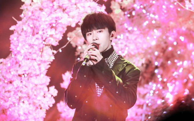 易烊千玺陷于颜值忠于才华,易烊千玺成颜值担当