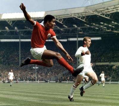 欧洲杯c罗拿金靴完整版,葡萄牙欧洲杯夺冠c罗瞬间