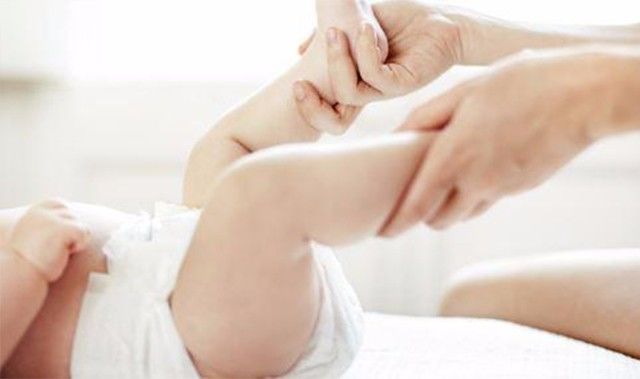 换纸尿裤的几个方法,换纸尿裤的5个错误方法