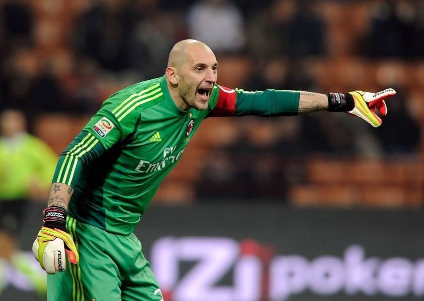 足坛大光头,足坛组成一支光头球队