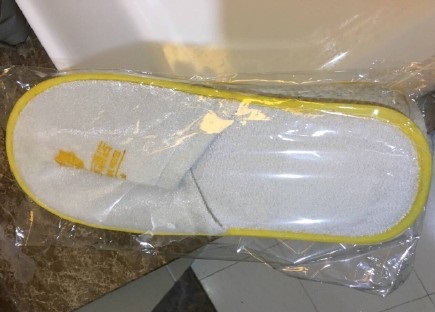 酒店里浴室的拖鞋收费吗,为什么酒店浴室没有拖鞋