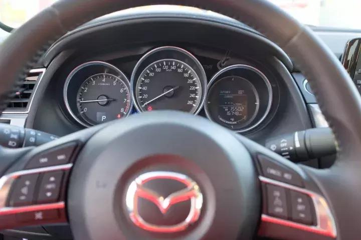 阿特兹高配版和乞丐版,阿特兹乞丐版试驾